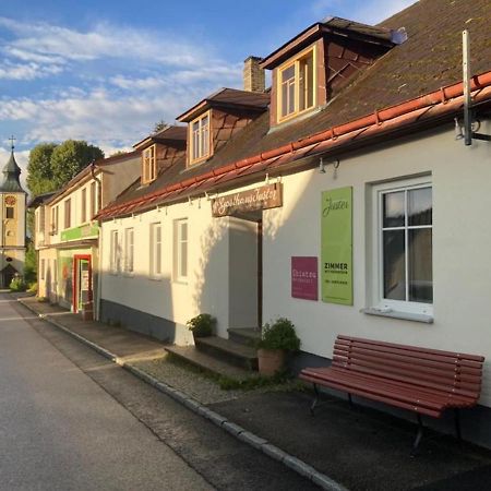 Hotel Bühnenwirtshaus Juster Gutenbrunn Exterior foto